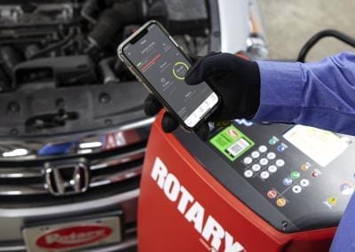 Rotary® R3AC50 | Automatic R134a AC Recovery Machine Close-up of user-friendly interface on the Rotary R3AC60 Automatic Vehicle AC Machine